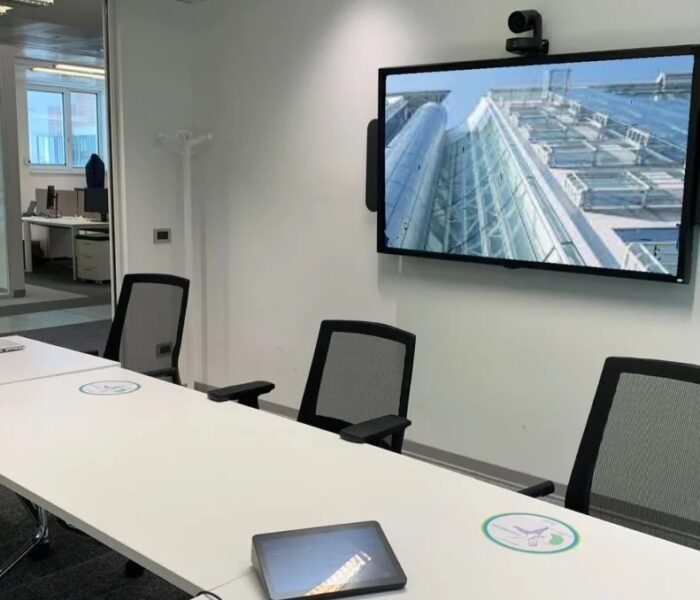 collaborative-meeting-room-solution-4